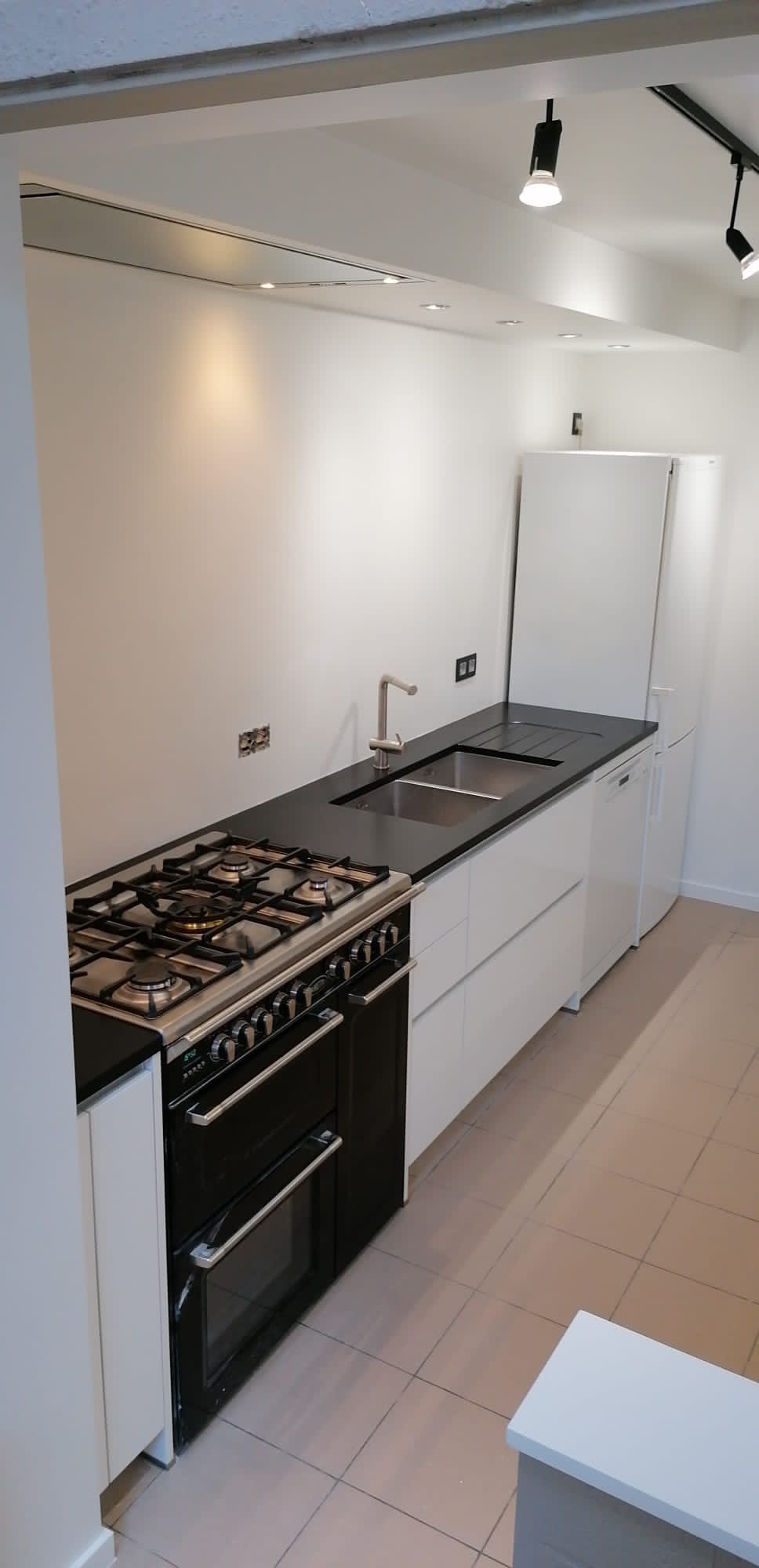 cuisine evier et cuisiniere
